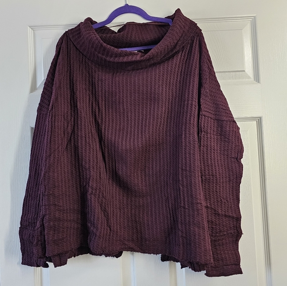Free People top - Picture 1 of 9
